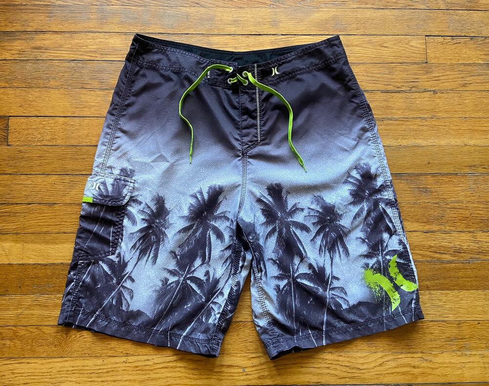 HURLEY Black/Green Tropical Palm Boardshorts sz 34